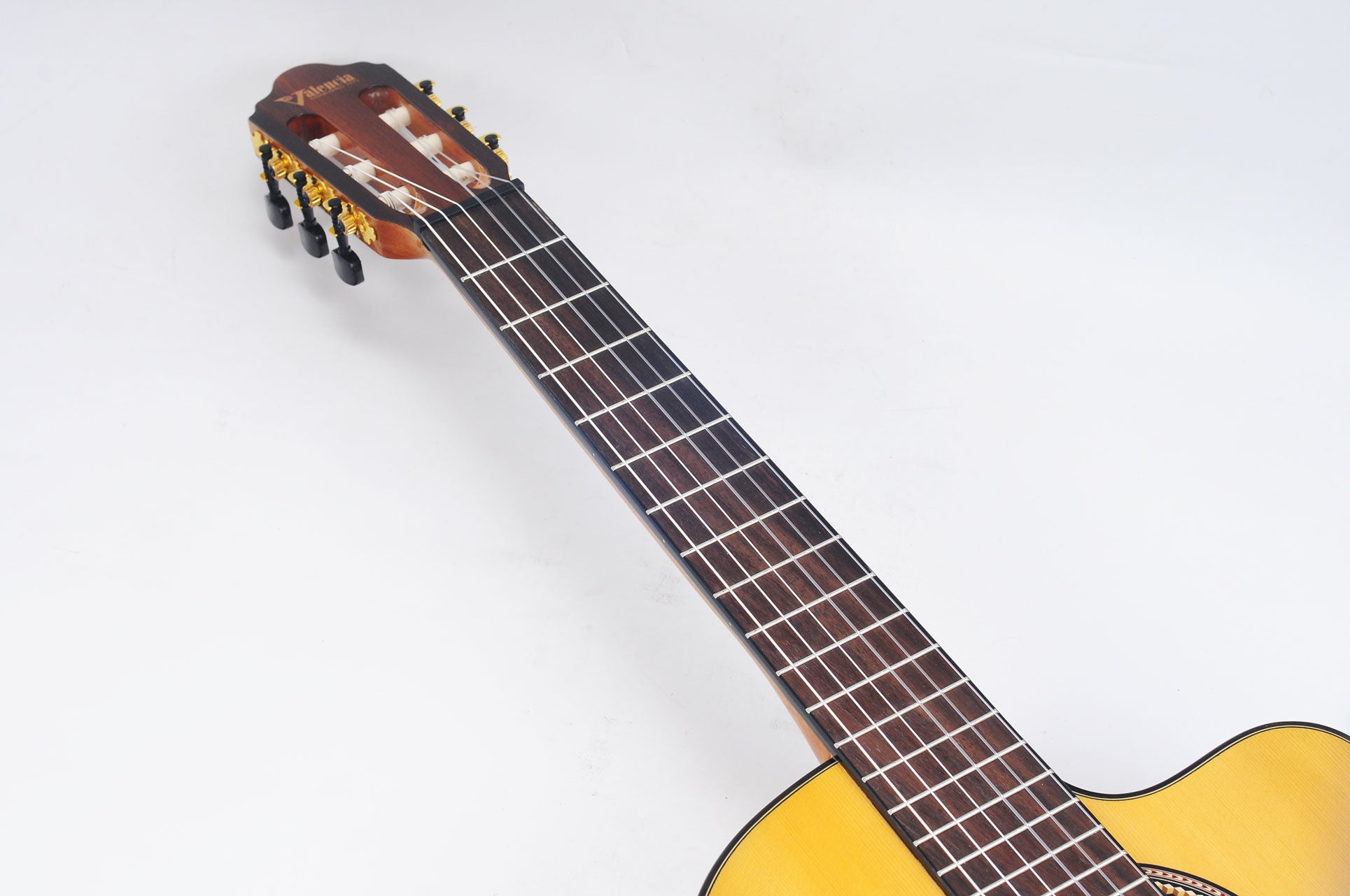 Valencia | VC564CE | Classical Guitar - Cutaway, Electric Acoustic | Full Size | Natural Valencia | VC564CE | Classical Guitar - Cutaway, Electric Acoustic | Full Size | Natural